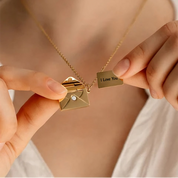 Lettre d'amour - Collier - Or